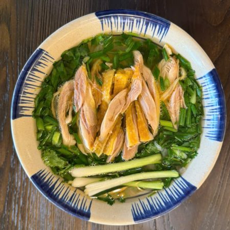 Phở đùi gà ta
